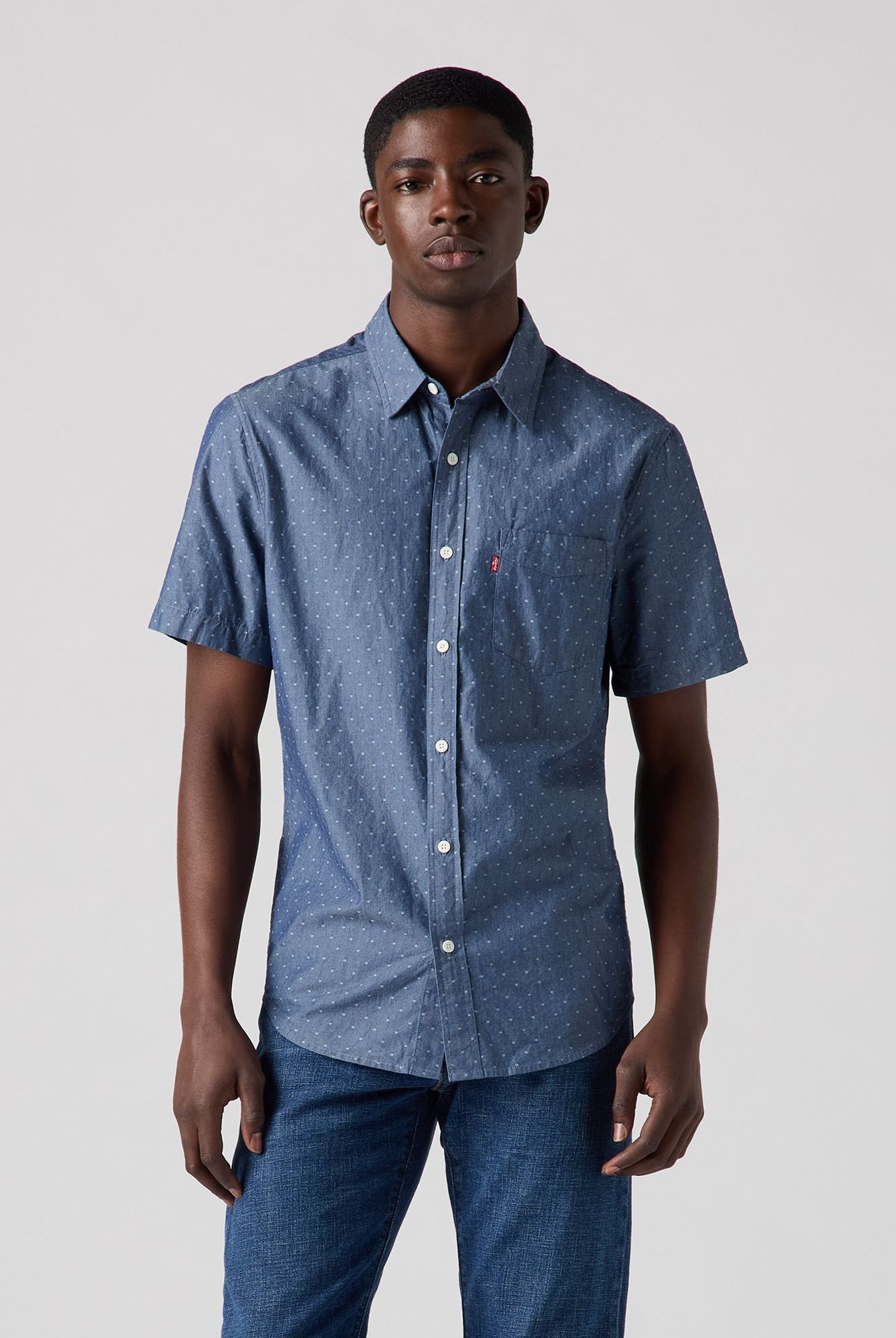 Neuf avec étiquettes chemise de protection solaire Johnnie O UPF 50 Neuf avec étiquettes chemise de protection solaire Johnnie O UPF 50