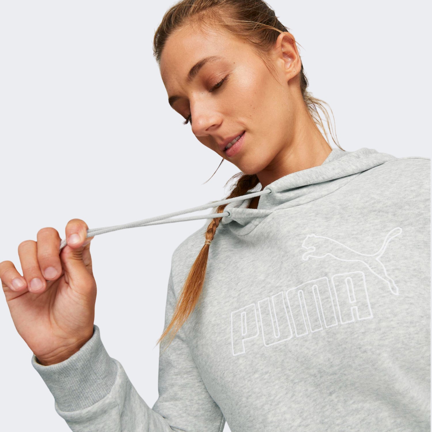 Puma-F-Chandail with Essantials Elevated hood – Sport & Chic