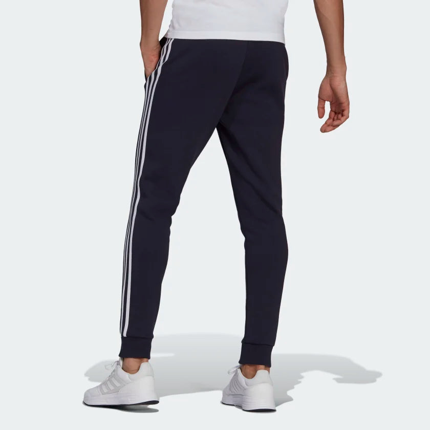 Adidas essential 2025 fleece pants